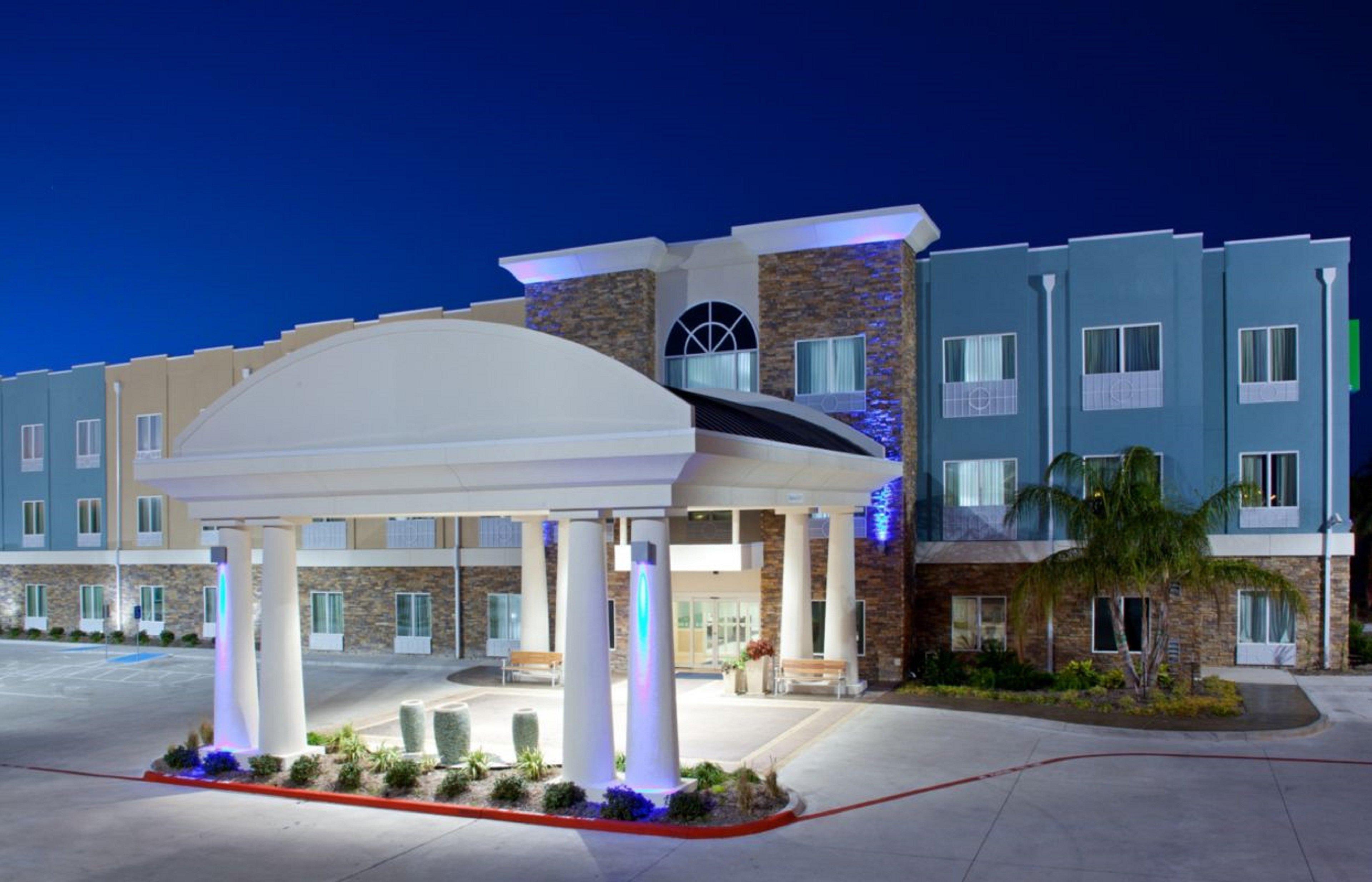 Holiday Inn Express & Suites Rockport - Bay View, An Ihg Hotel Exterior photo